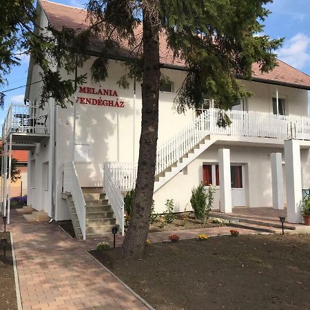 Melania Vendeghaz Otel Balatonfőkajár Dış mekan fotoğraf